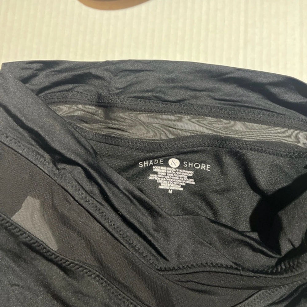 Black Bikini nwt
Shade and Shore - Picture 4 of 4